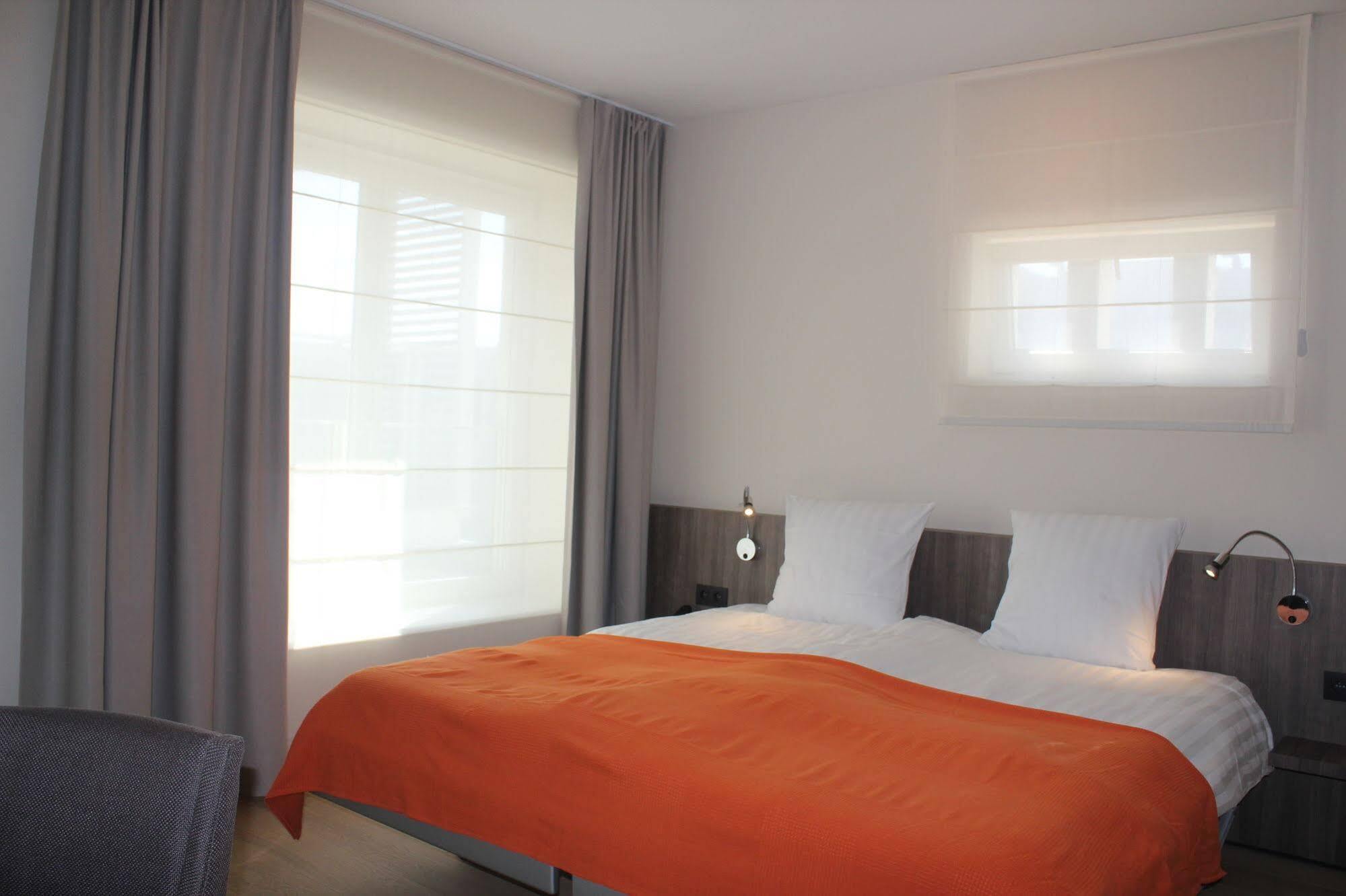 Hotel L'O De Vie Sint-Truiden Exterior photo